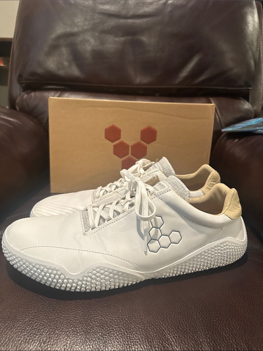 Vivo Motus studio Leather Sneakers EU46 US12.5 like new